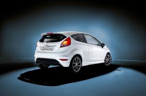 Ford Fiesta ST-Line 2016 года